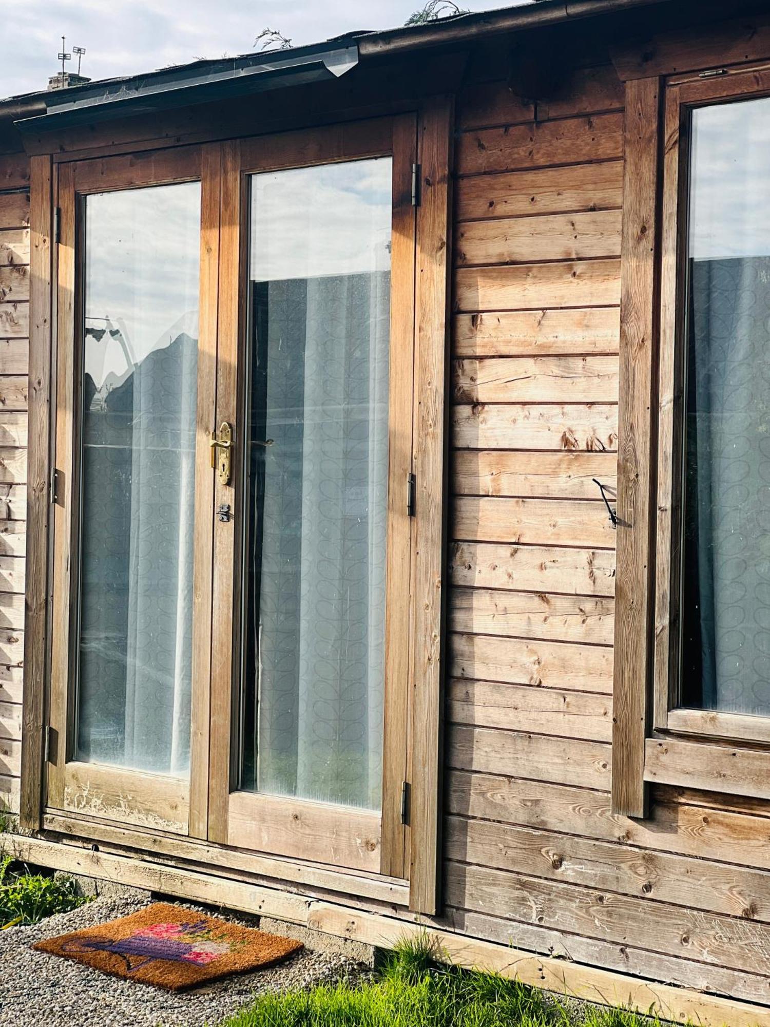 The Cabin Bradford-On-Avon Exterior photo