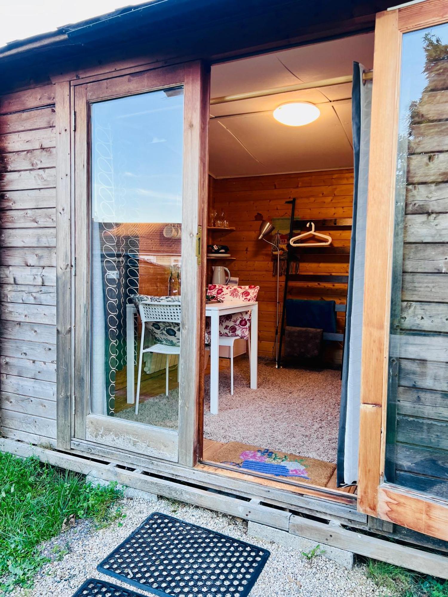 The Cabin Bradford-On-Avon Room photo